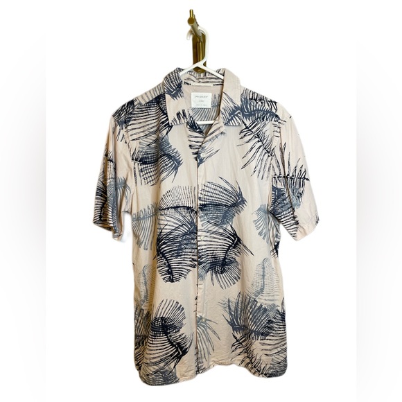 Primark Other - Blue Beige Man’s short sleeve shirt Primark Size L